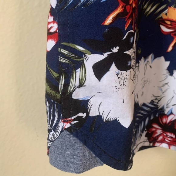 Tropical shirt 🌴1 button MIA - Picture 7 of 7